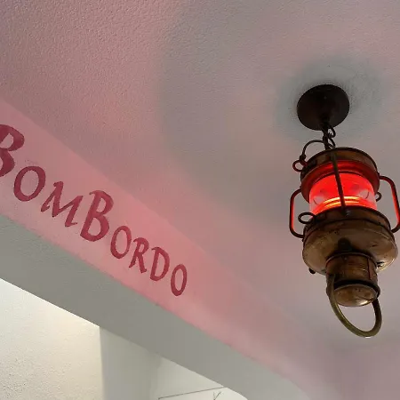Casa Bombordo